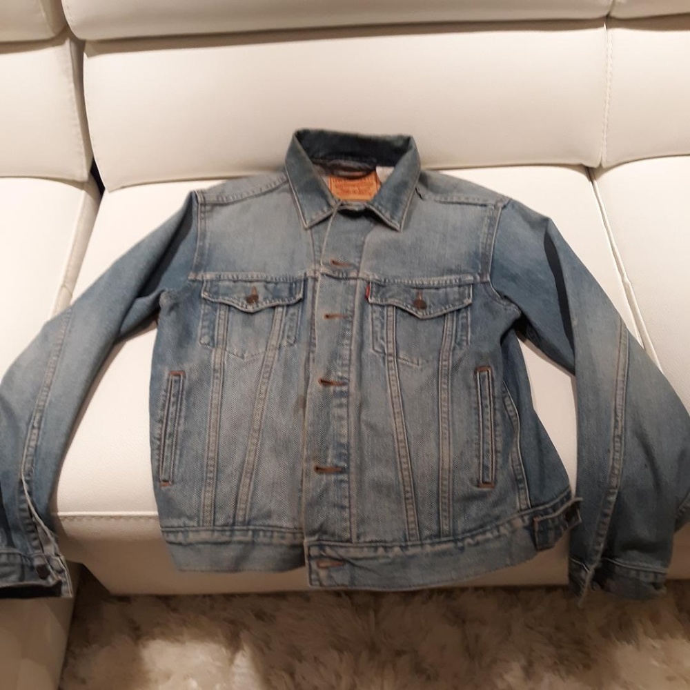 Vintage Men's Levi's Jean Jacket -- small